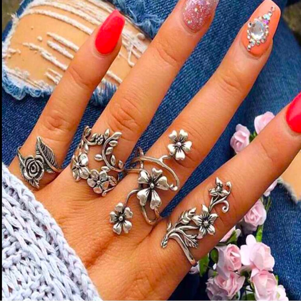 Floral Ring Set